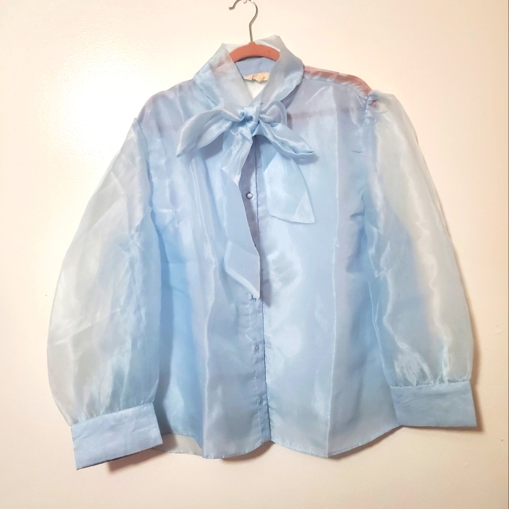 Blouse bow tie